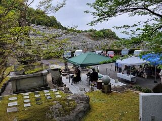 圓満寺霊苑　春の合同法要