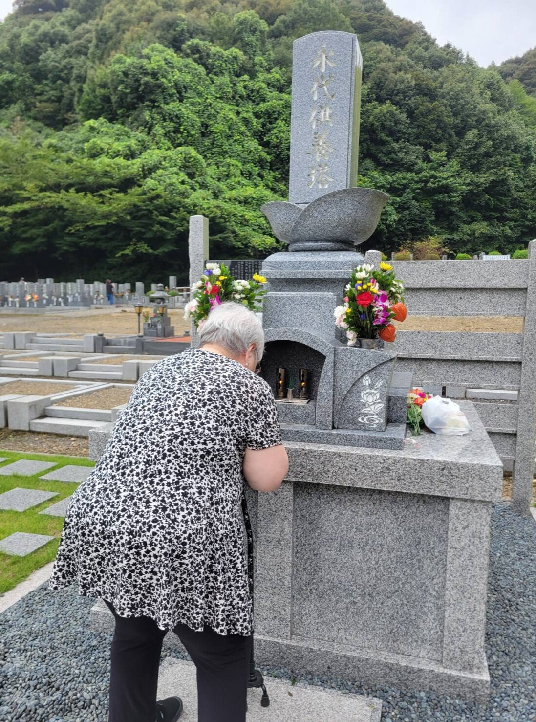今回、海津市平田町の蛇池にてご依頼をいただき、墓じまいの工事