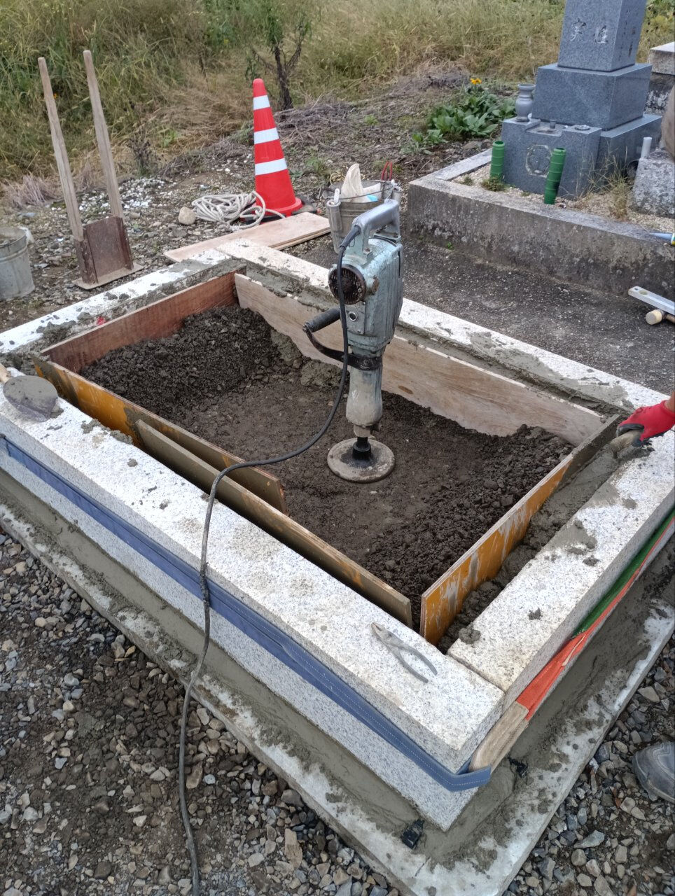 ～墓石解体再建工事④～