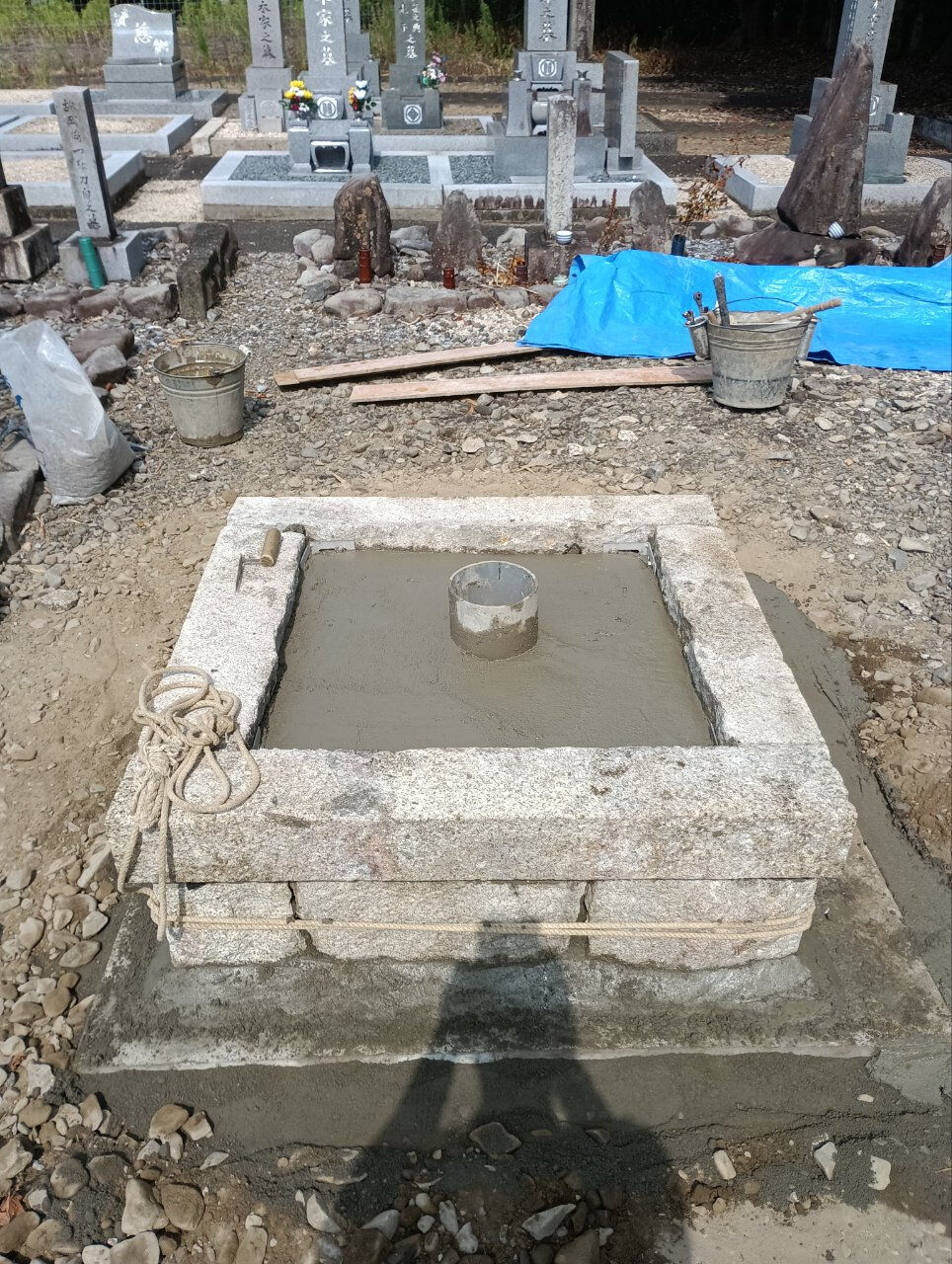 ②石碑の移設再建工事